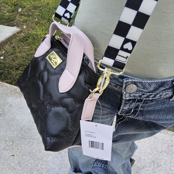 BETSEY JOHNSON BLACK n MULTI COLORED  QUILTED LOGO n HEART  LUV BETSEY CROSSBODY - Picture 2 of 7